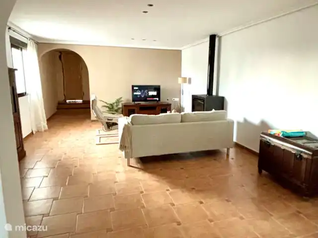 Villa Azahar en España, Valencia, Castellón - villa Amplia sala de estar con TV, Wifi, juegos para los niños.