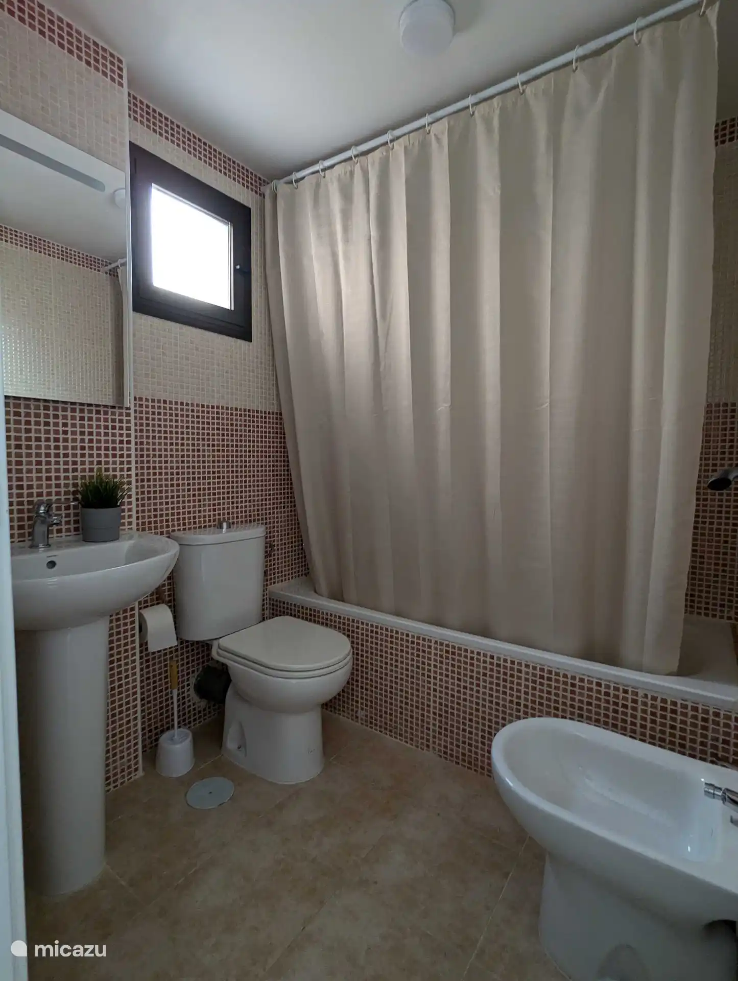 Ensuite Badezimmer zum Hauptschlafzimmer