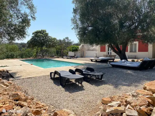 Trullo Sogno l'Estate en Italia, Apulia, Francavilla Fontana - casa de campo / castillo Tumbonas separadas