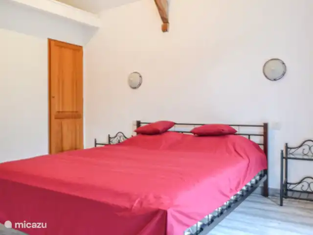 casa vacacional en Francia, Lot, Mayrinhac-Lentour – Mayrinha El dormitorio