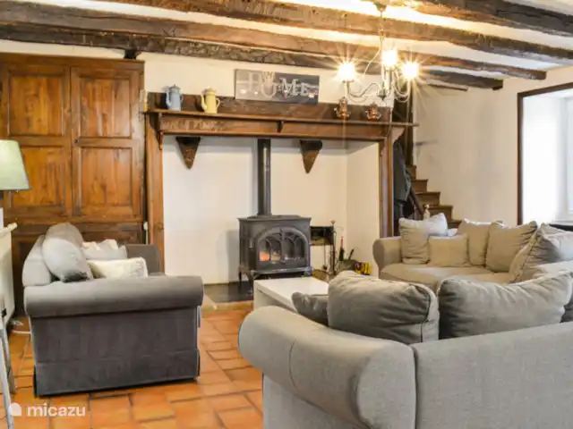 casa vacacional en Francia, Lot, Mayrinhac-Lentour – Mayrinha La acogedora sala de estar
