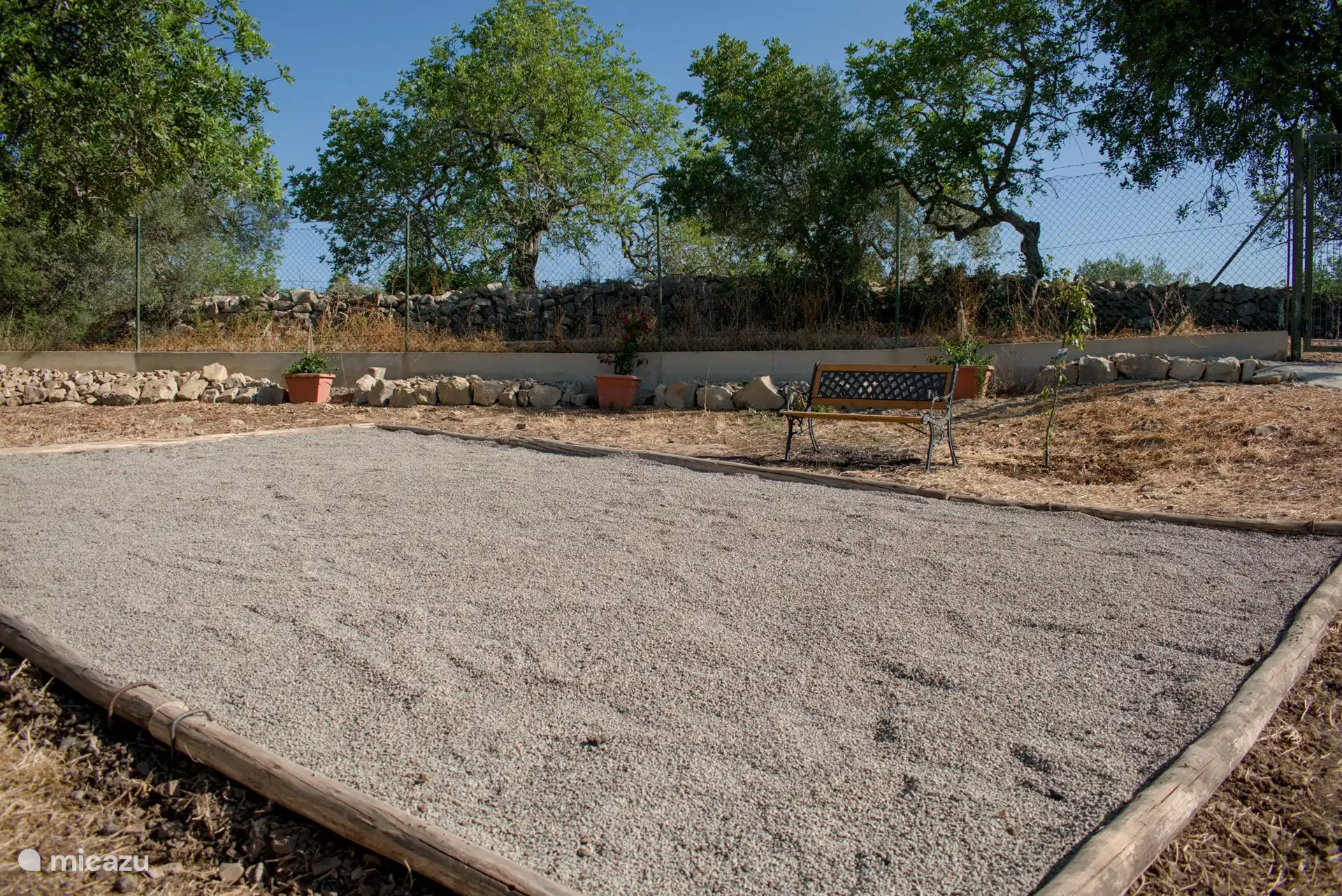 Hinterhof Jeu de Boules Platz