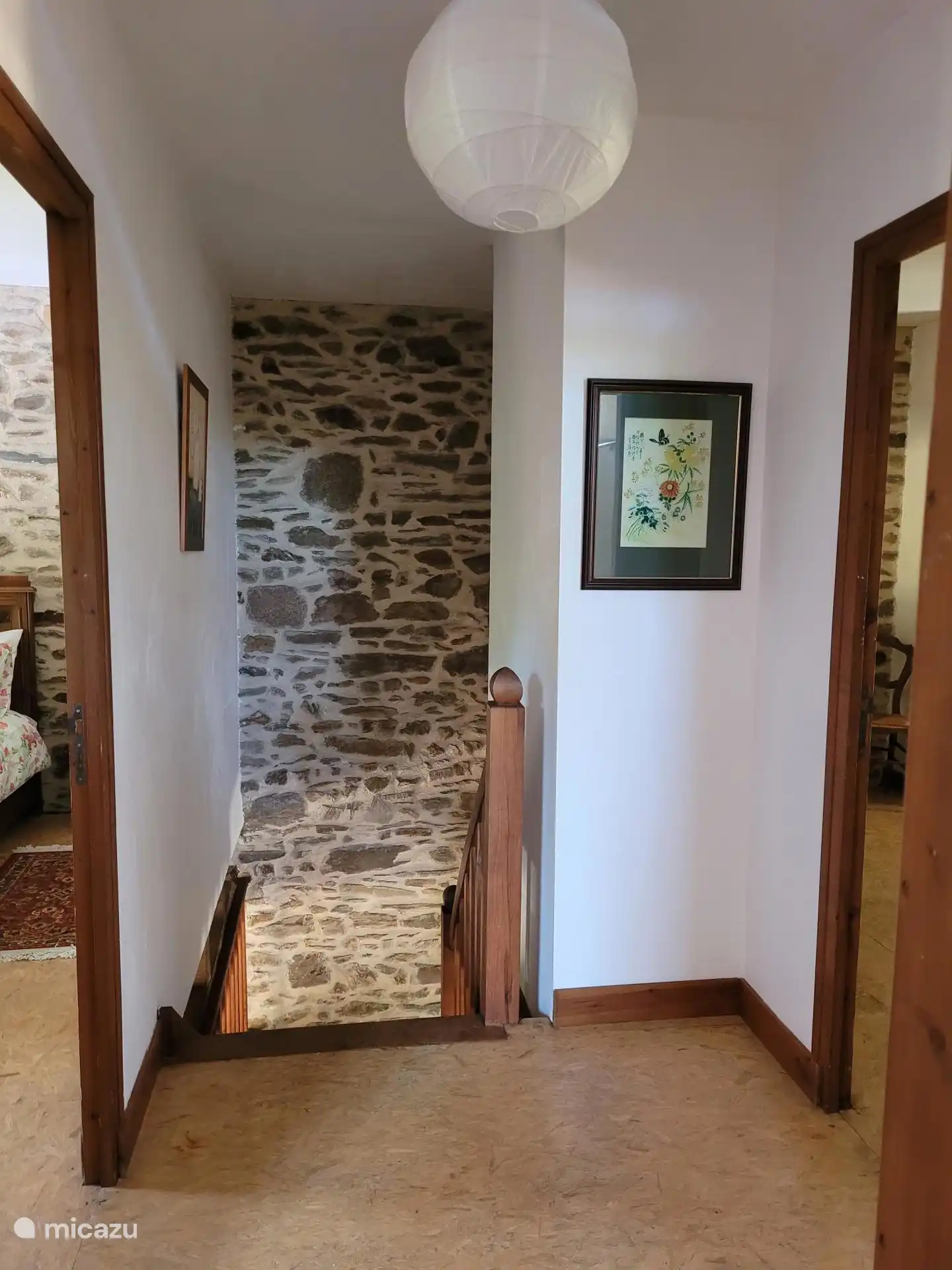 Gite Merlot - Treppenabsatz und Treppe