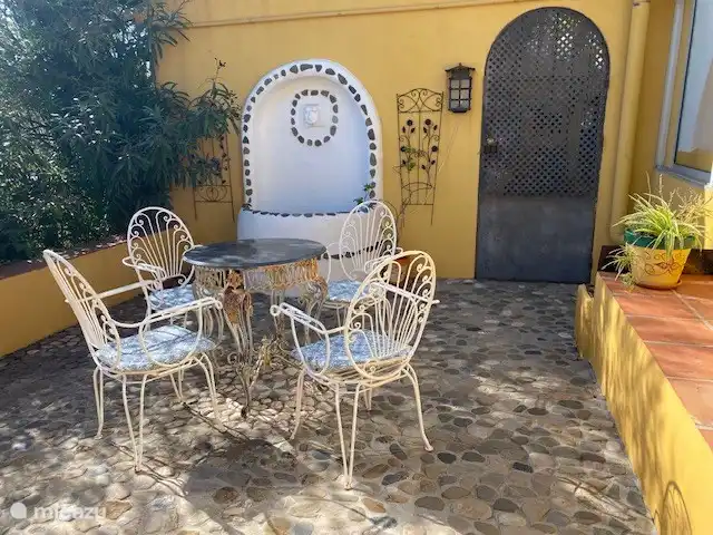 El Patio de la Loma  | Espagne, Costa del Sol, Comares - finca 'terrasse du matin' avec la porte du patio ...