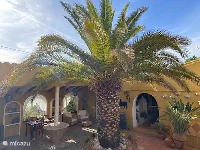 El Patio de la Loma  | Espagne, Costa del Sol, Comares - finca Le patio ; une pièce unique de l’Andalousie au centre de la Finca La Loma