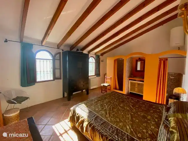 El Patio de la Loma  | Espagne, Costa del Sol, Comares - finca La chambre patio avec vue sur la vallée et la mer au loin