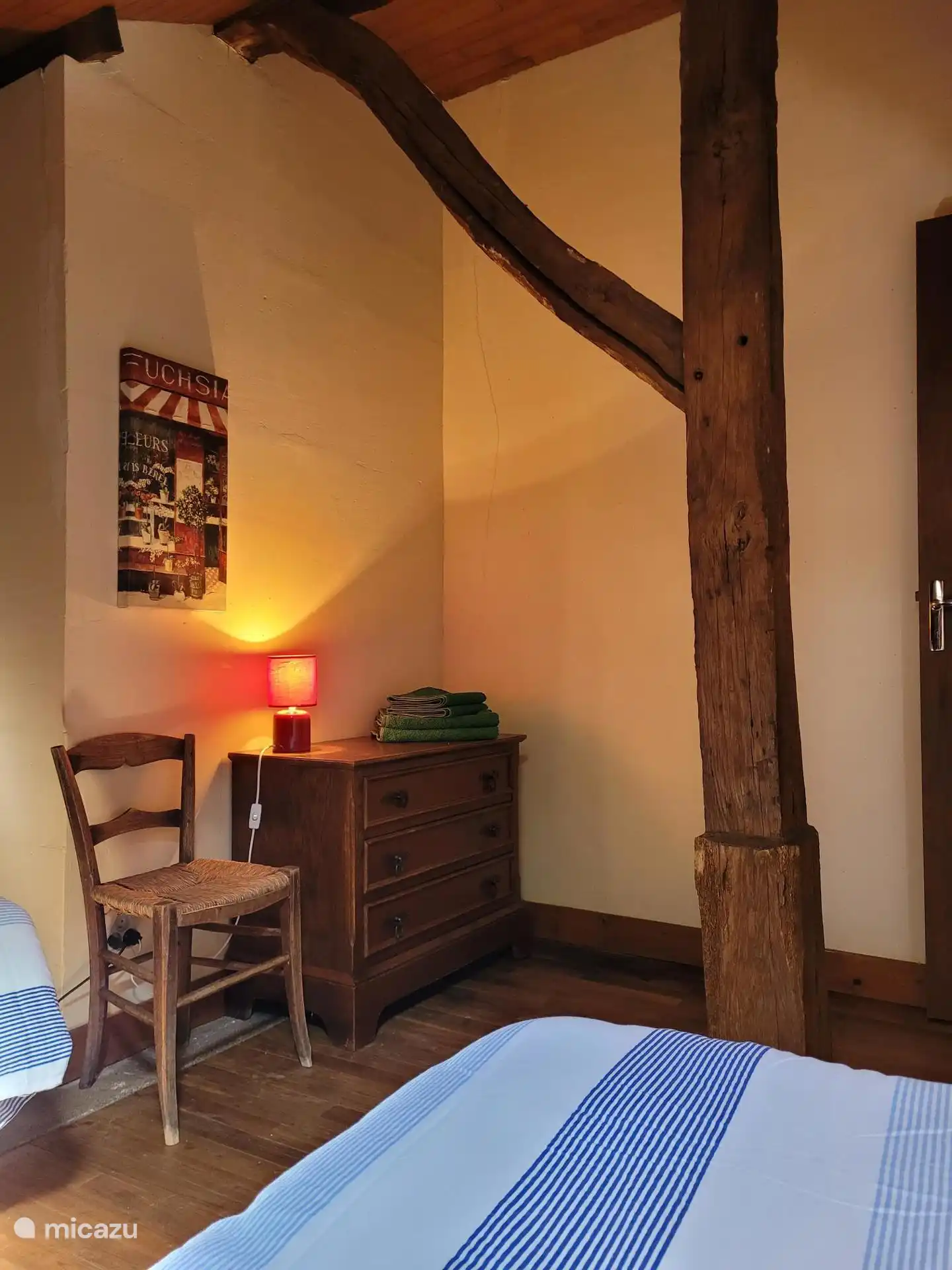 Schlafzimmer 1-prs Bett