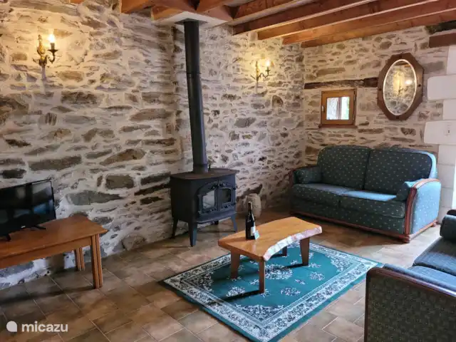 Gîte La Cave | France, Dordogne, Saint-Saud-Lacoussière - gîte / cottage Salon