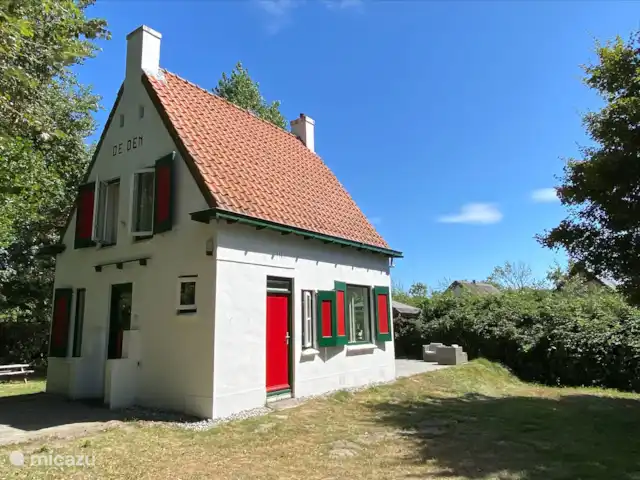 De Den en Países Bajos, Holanda Meridional, Ouddorp - casa vacacional Frente de la casa.