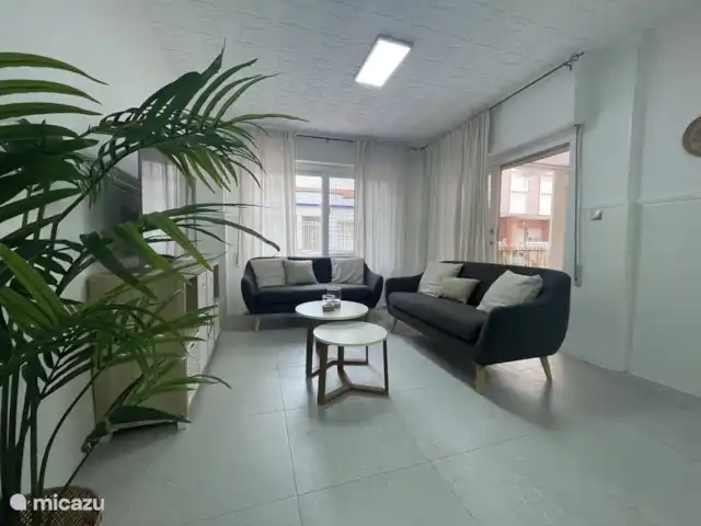 Torrevieja Playa en España, Costa Blanca, Torrevieja - apartamento Salón