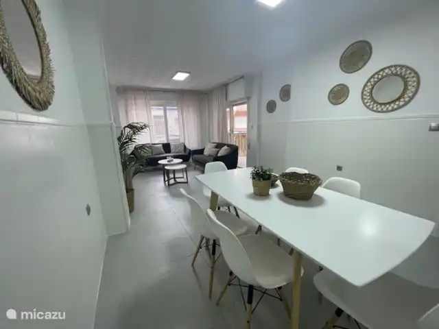Torrevieja Playa en España, Costa Blanca, Torrevieja - apartamento Salón