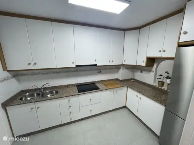 Torrevieja Playa en España, Costa Blanca, Torrevieja - apartamento Cocina