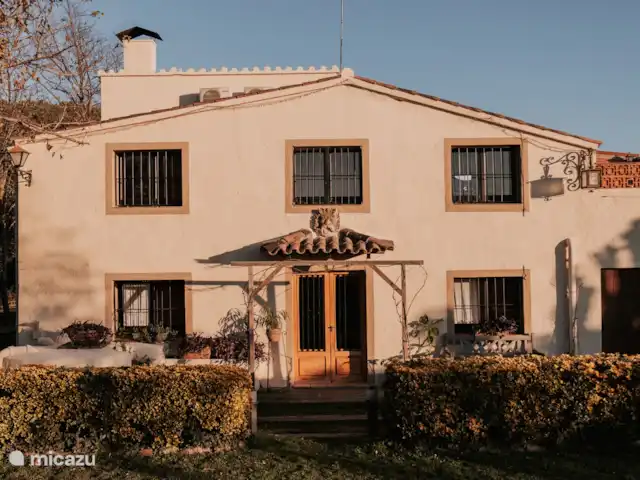 Location de Vacances Espagne, Costa Brava, Vidreres, chambres d'hôtes - Can Jan Vives L’avant de la maison