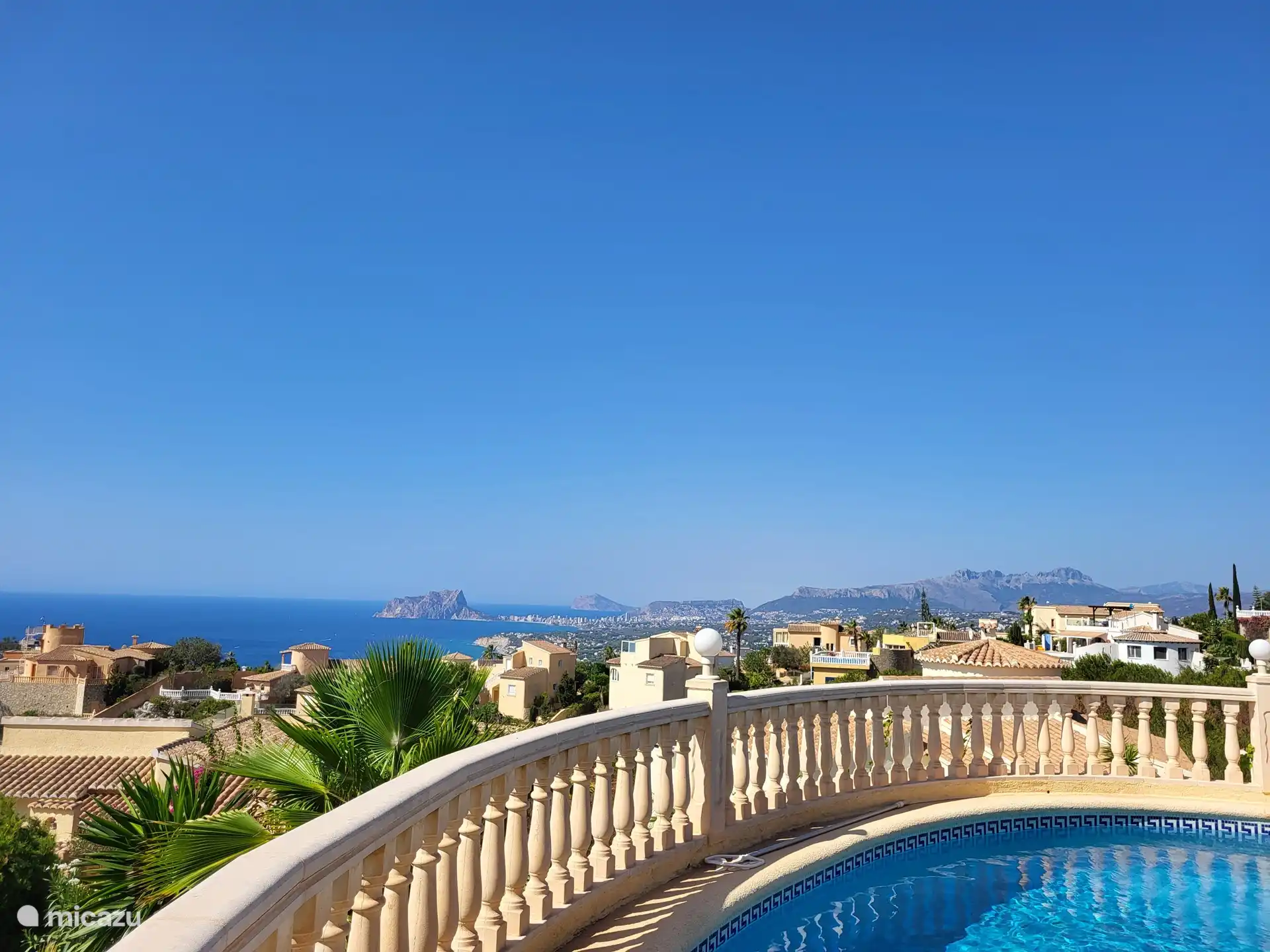 Meerblick von der Poolterrasse 