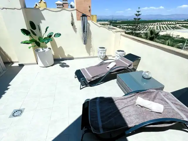 Casa Karma huren in Spanje, Costa Blanca, Algorfa - finca Prachtig uitzicht op agrarisch land vanaf het dakterras