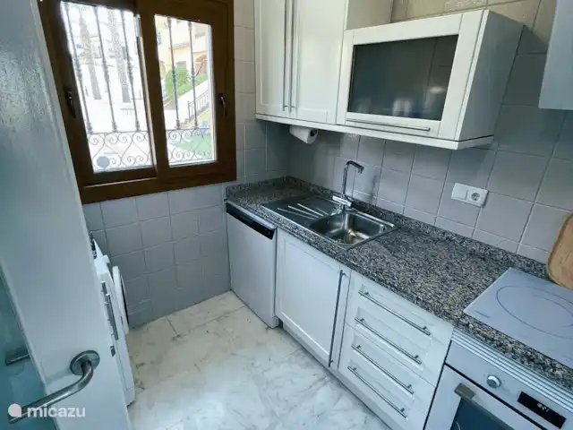 Casa Karma huren in Spanje, Costa Blanca, Algorfa - finca Keuken met wasmachine en afvalstation