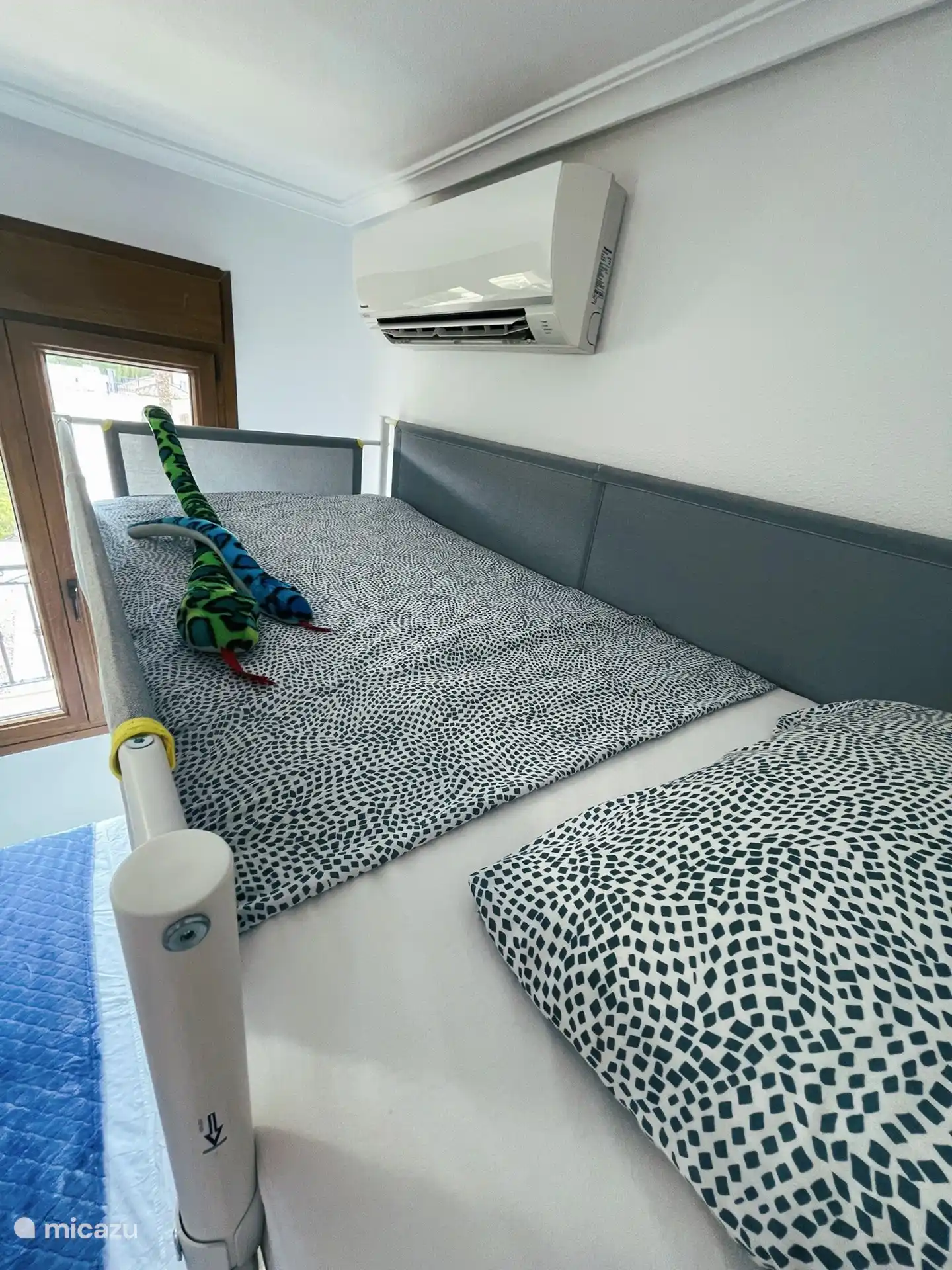 Hochbett Einzelbett im 2. Schlafzimmer