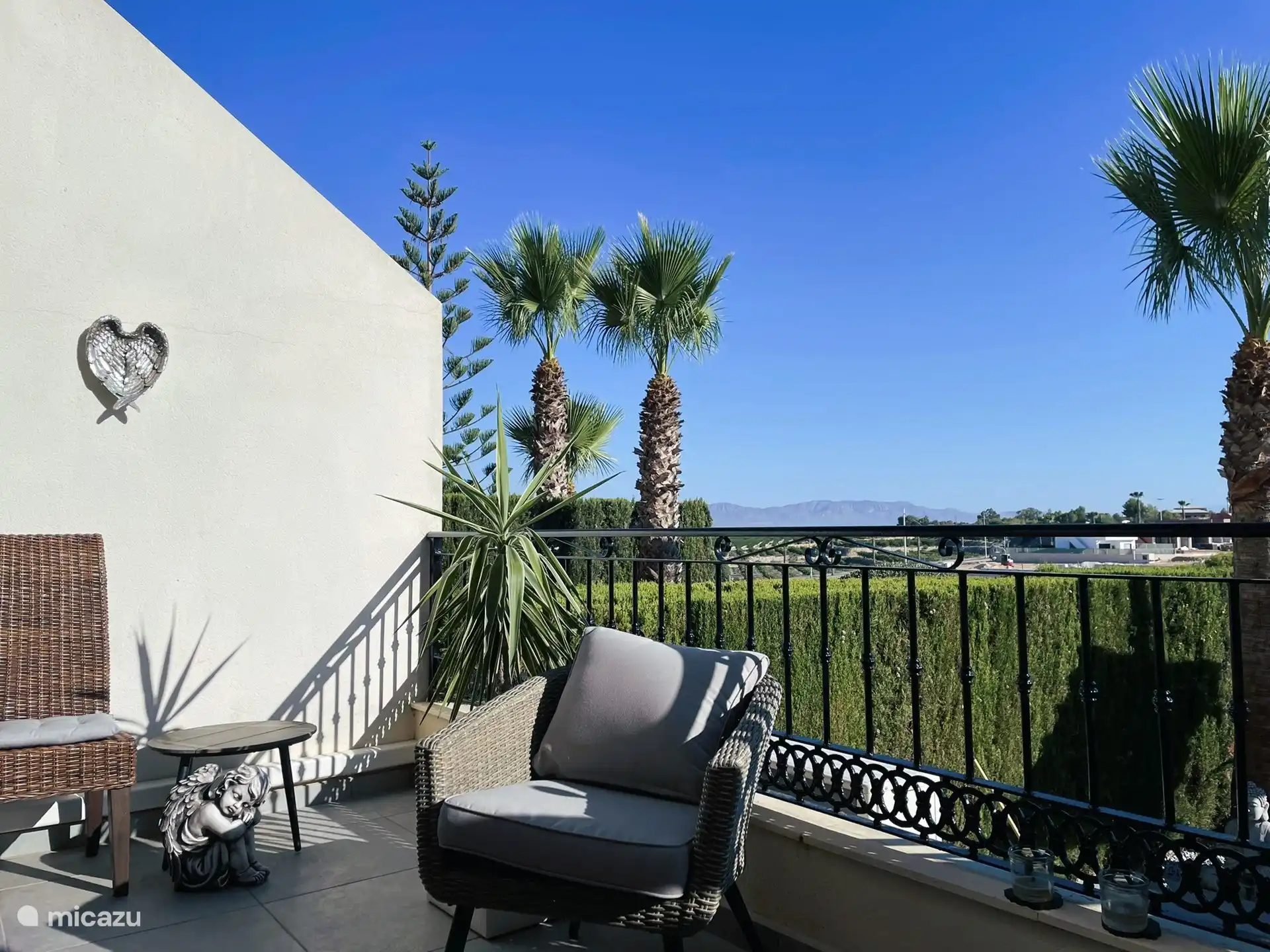 Blick von der Terrasse, komplett privat, kein Blick von Nachbarn