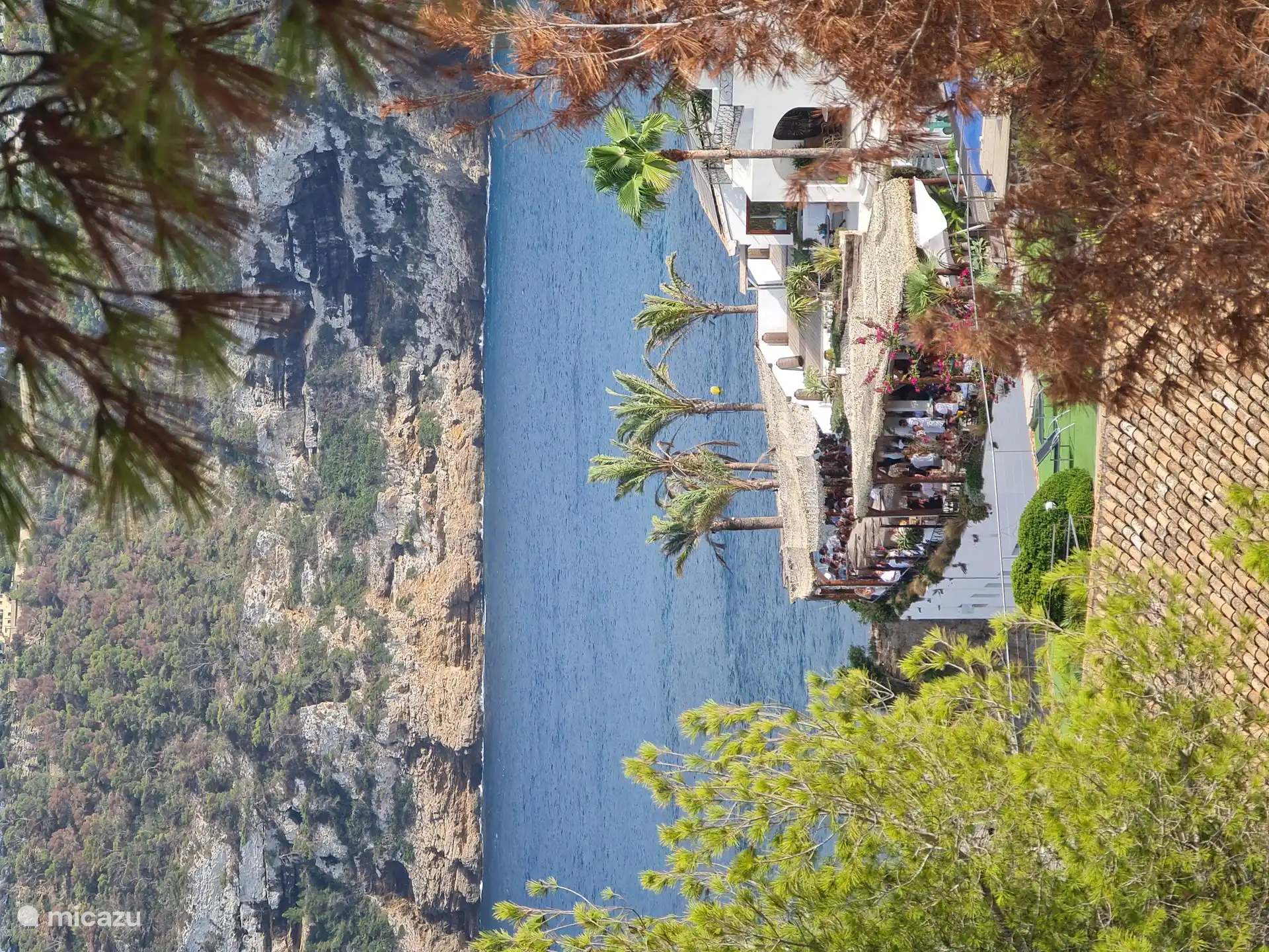 Blick auf die nahe gelegene Bucht