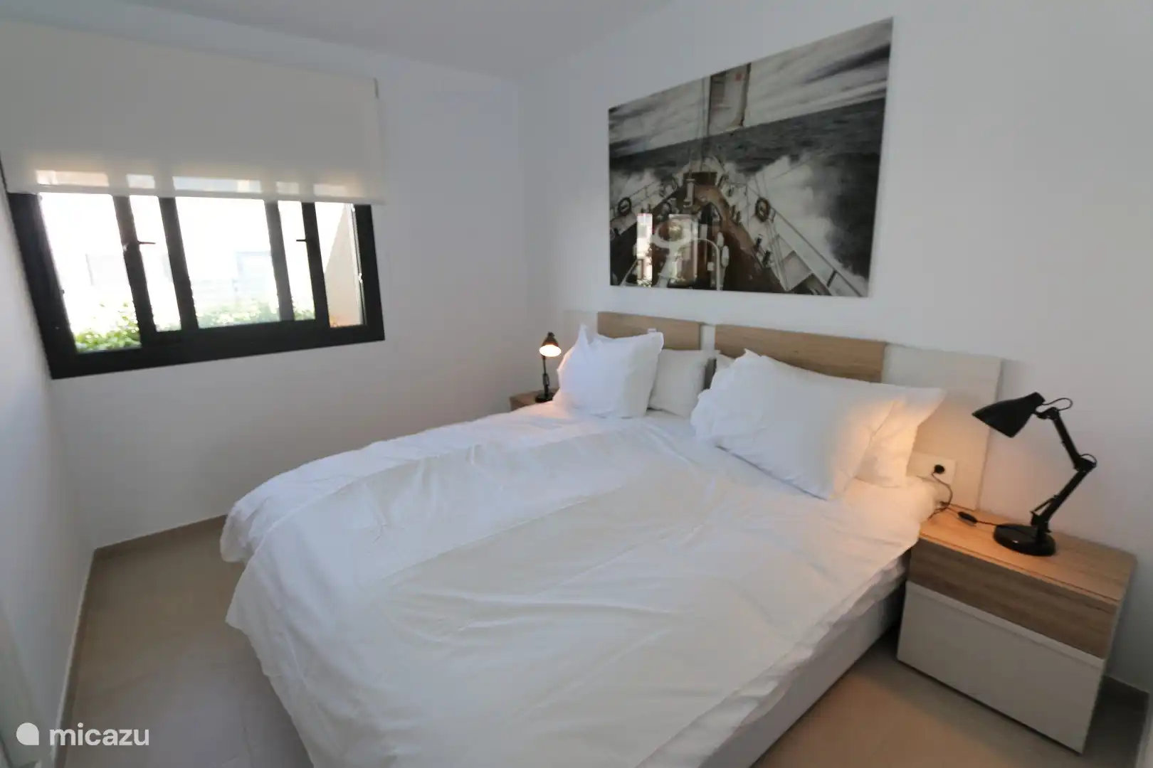 Bequeme Betten von 90 x 200 Betten, die auf Wunsch zusammengeschoben werden können.