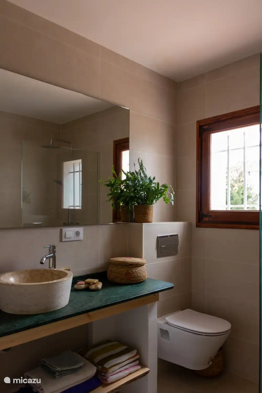 Badezimmer im Erdgeschoss