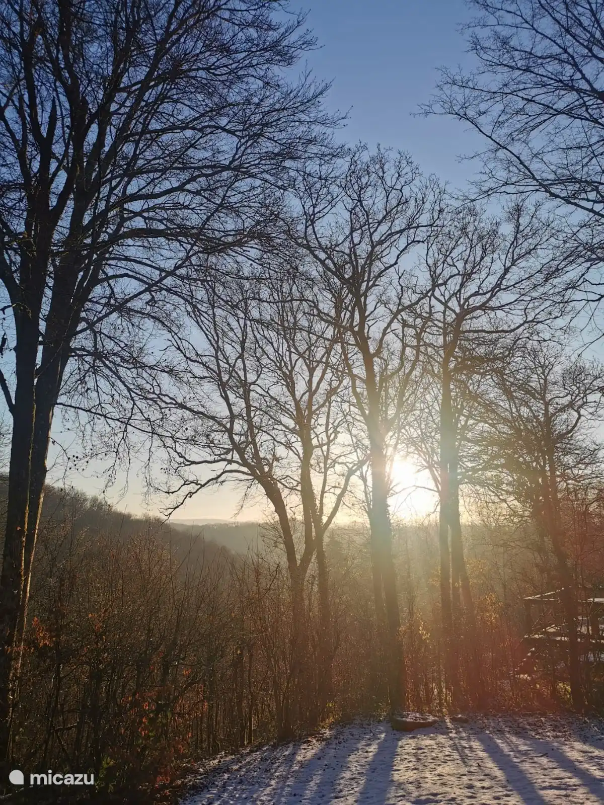 Schöne Umgebung und Aussicht vom Park