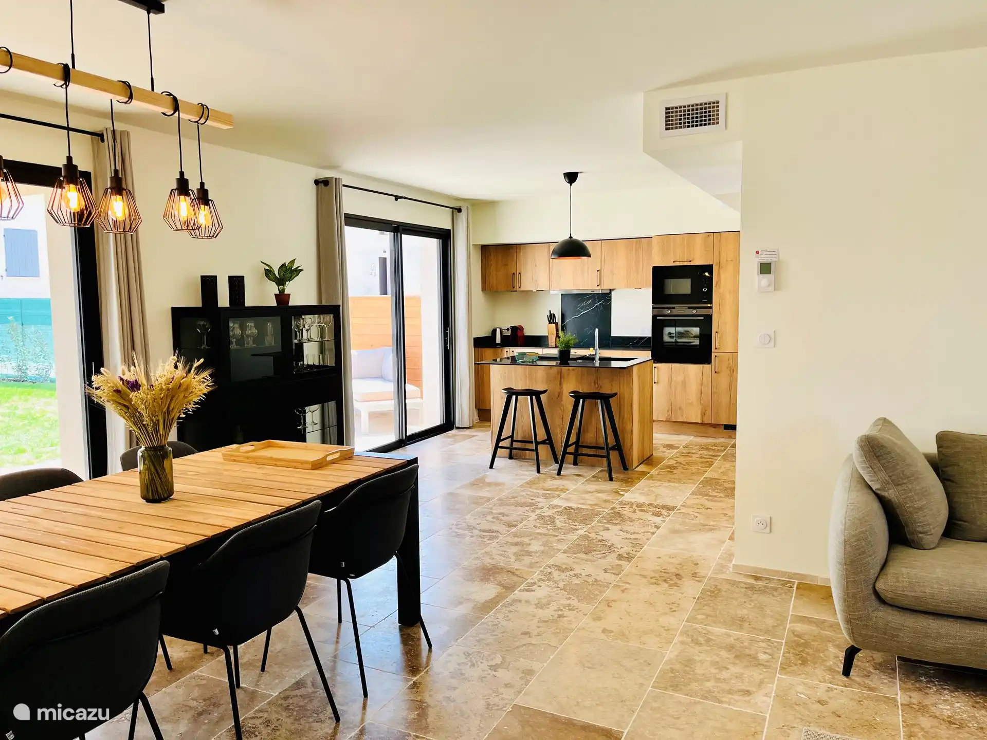 	Villa Nova Ventoux woon/eetkeuken