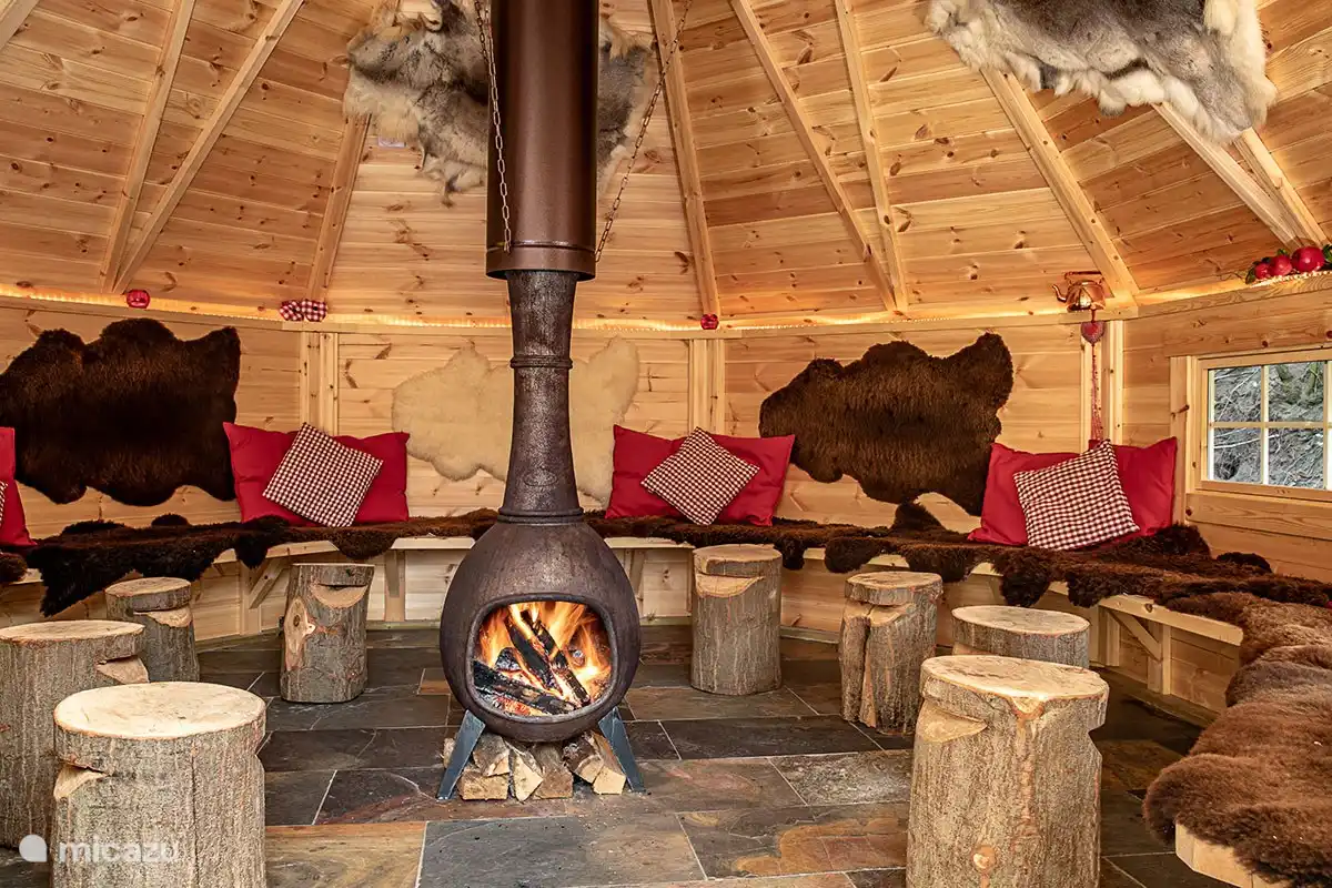 Eigene finnische Kota inkl. Sauna in der Unterkunft