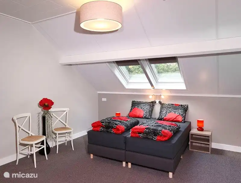 16 stilvoll eingerichtete Zimmer mit Bad