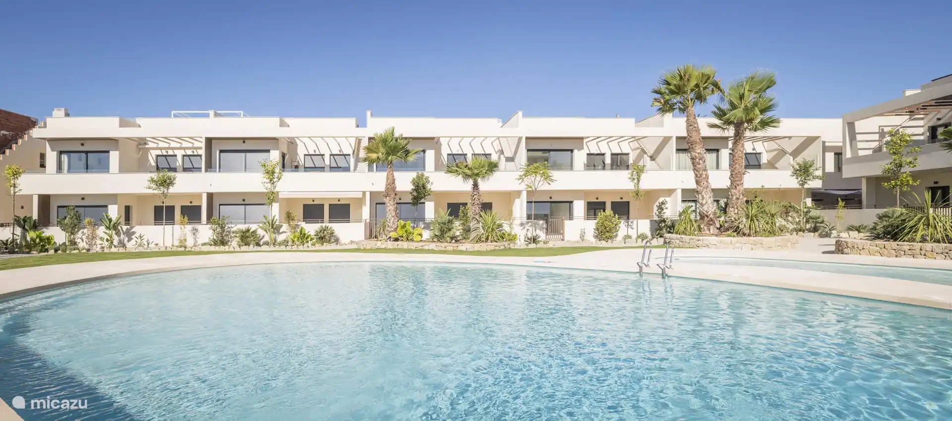 Photo prise de l’autre côté du jardin