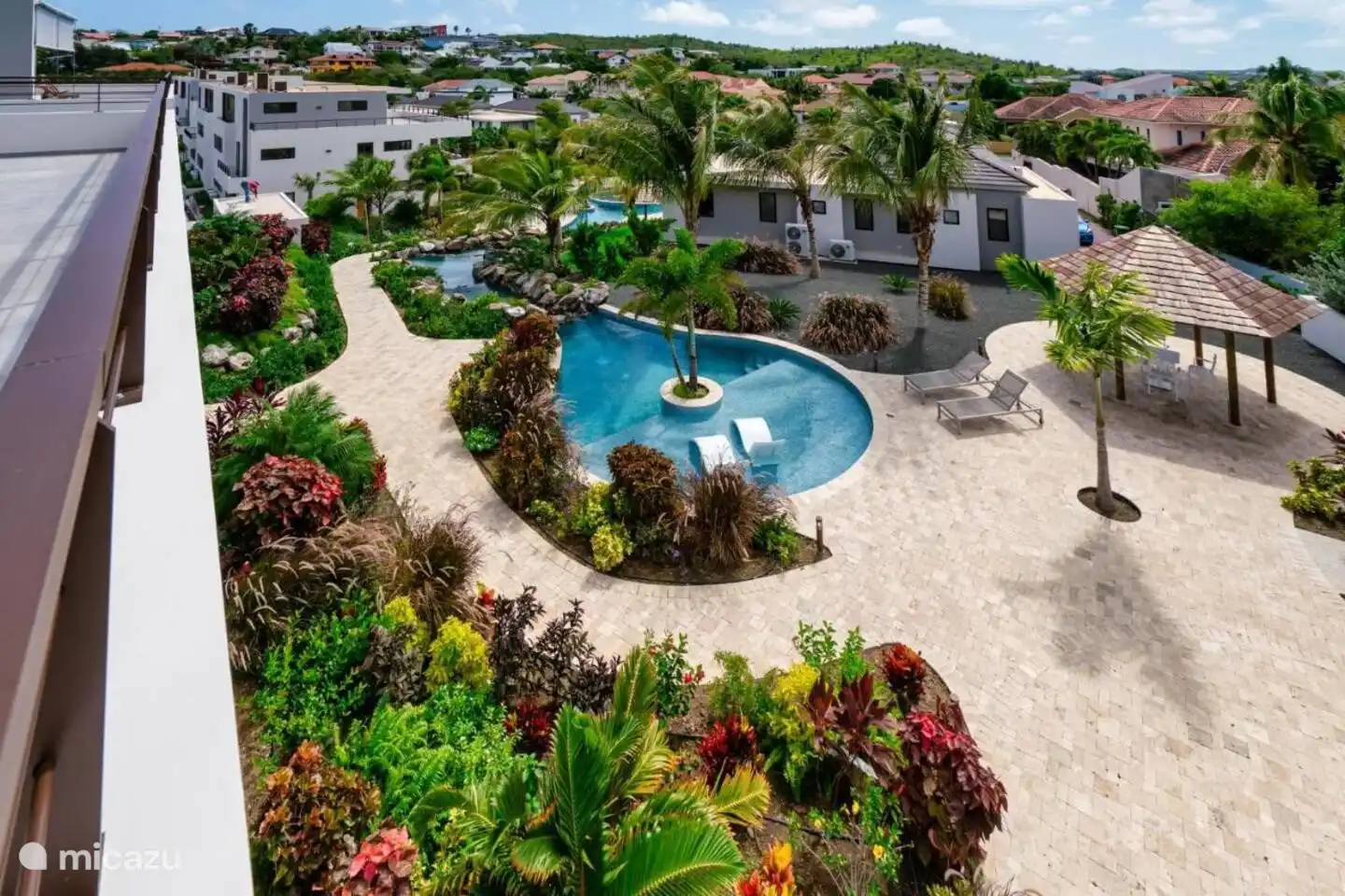 Gemeinschaftlicher Swimmingpool 2