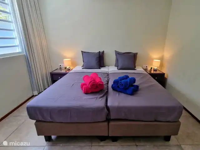East Hill 23, con piscina privada en Curazao, Curazao Centro, Bottelier - casa vacacional Dormitorio 2. Las camas se pueden separar bajo petición.