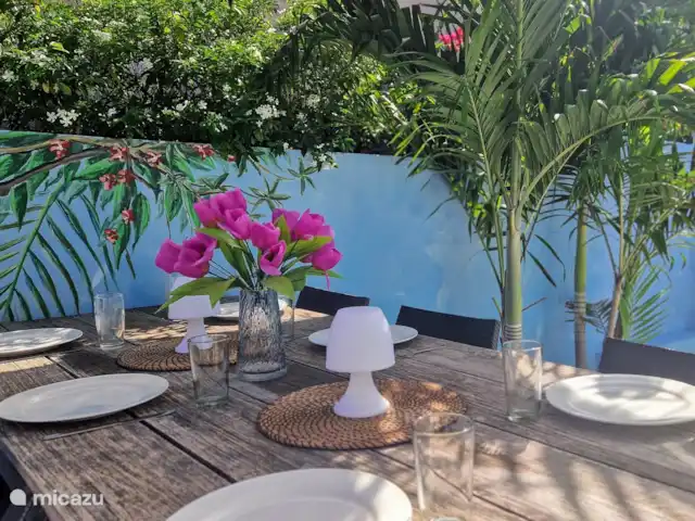East Hill 23, con piscina privada en Curazao, Curazao Centro, Bottelier - casa vacacional Mesa de comedor