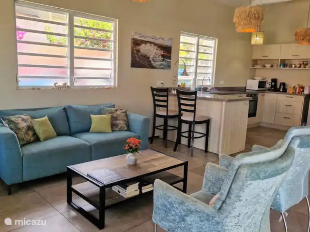 East Hill 23, con piscina privada en Curazao, Curazao Centro, Bottelier - casa vacacional Salón/cocina