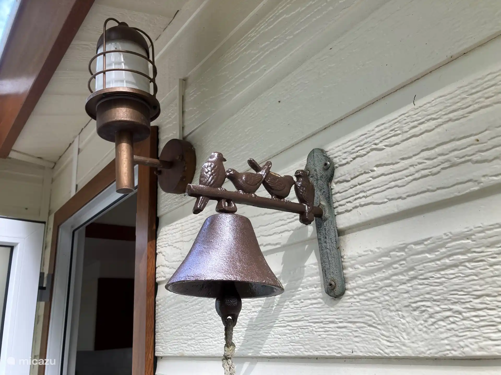 Visitors report via this bell