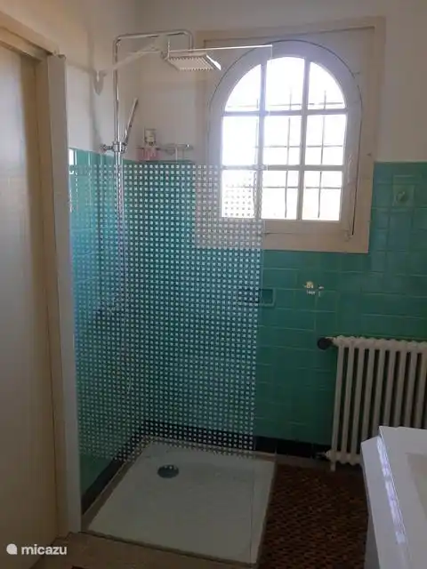 Bathroom 2 with rain shower.