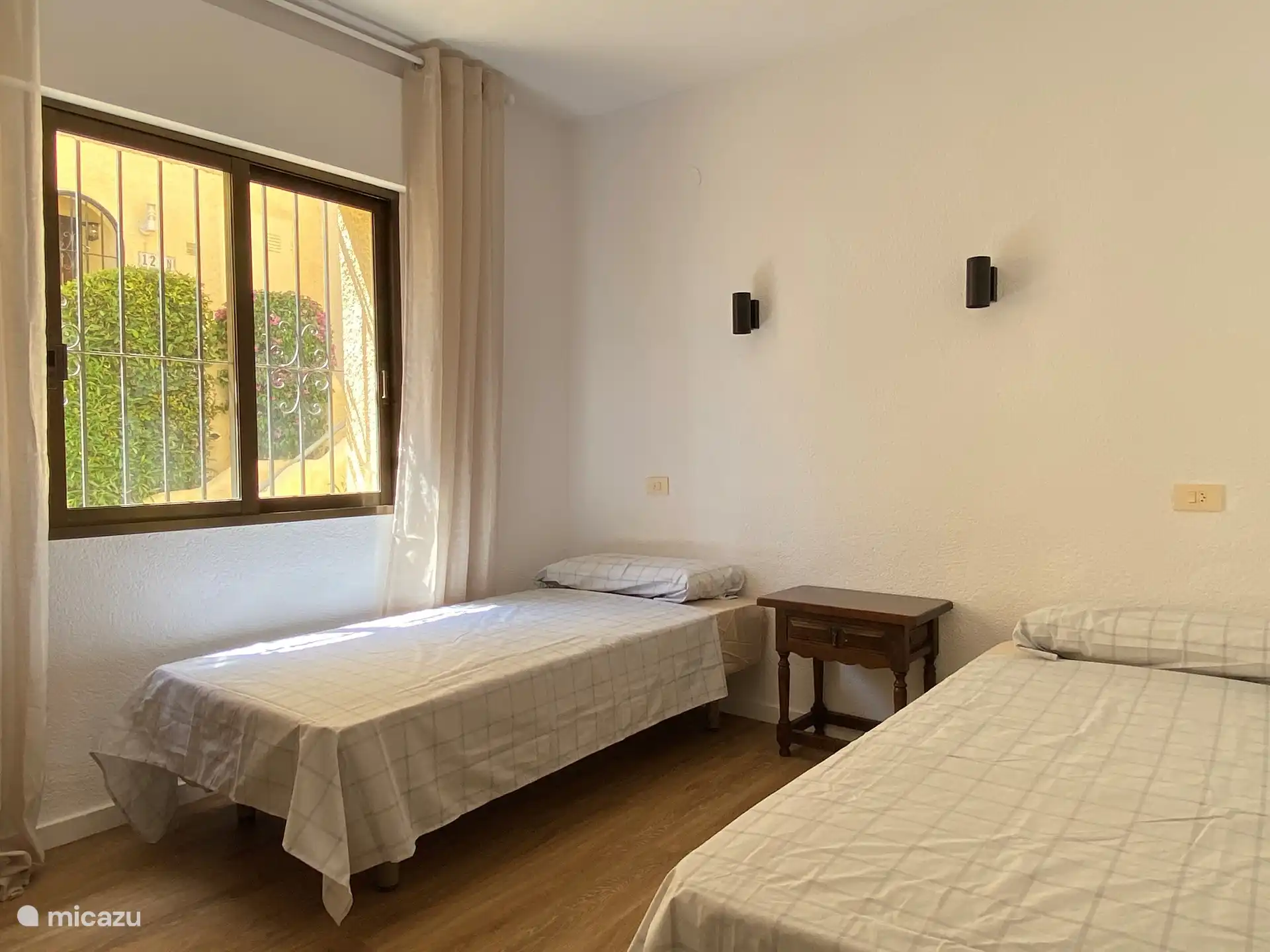 Chambre deux lits simples 