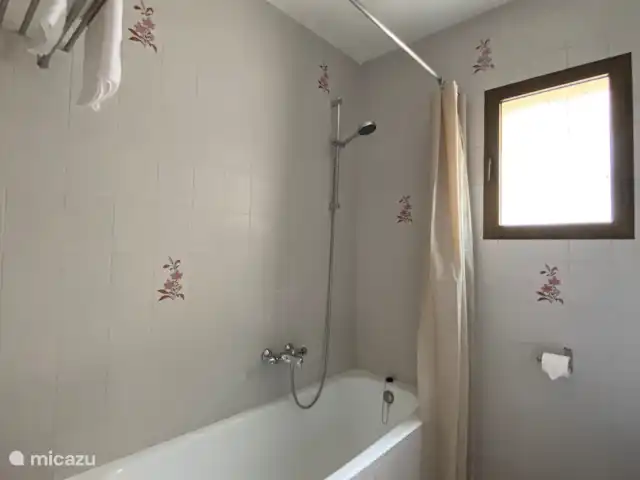 Casa Thalessa Benitachell huren in Spanje, Costa Blanca, Benitachell - appartement Badkamer met ligbad