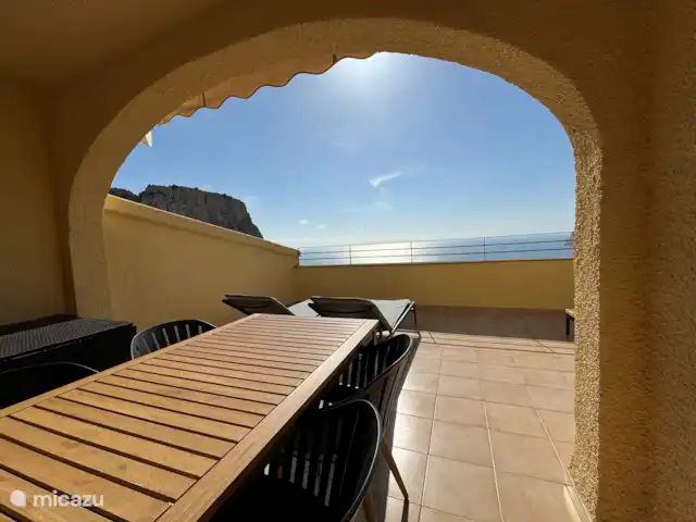 Casa Thalessa Benitachell huren in Spanje, Costa Blanca, Benitachell - appartement Fijn beschut of heerlijk in de zon. Dit royale terras geeft je ruimte