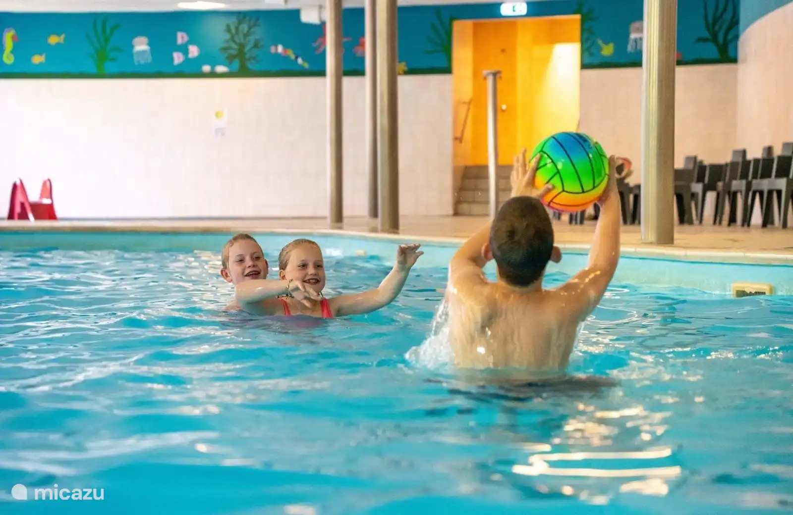 Piscine du parc gratuite pour les clients