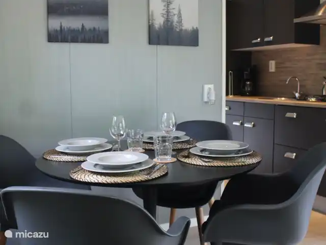 Chalet 4p en forêt avec sauna et bain à remous | Pays-Bas, Drenthe, Diever - chalet Salle à manger confortable