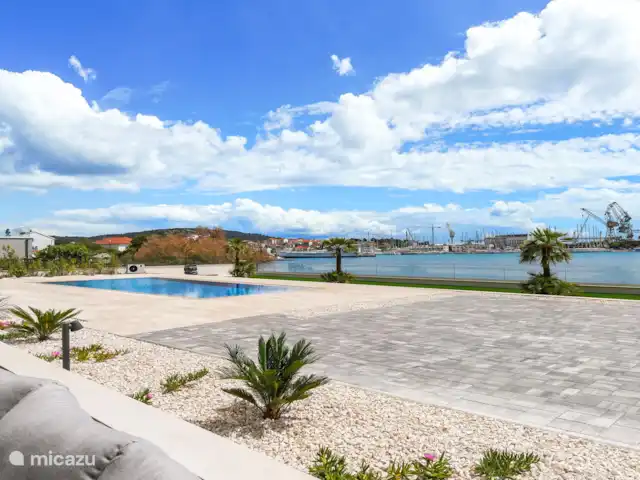 appartement huren in Kroatië, Dalmatië, Trogir – Royal Dutch at Sea RD1 Uitzicht vanaf het terras