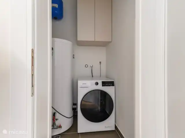 appartement huren in Kroatië, Dalmatië, Trogir – Royal Dutch at Sea RD1 Wasmachine