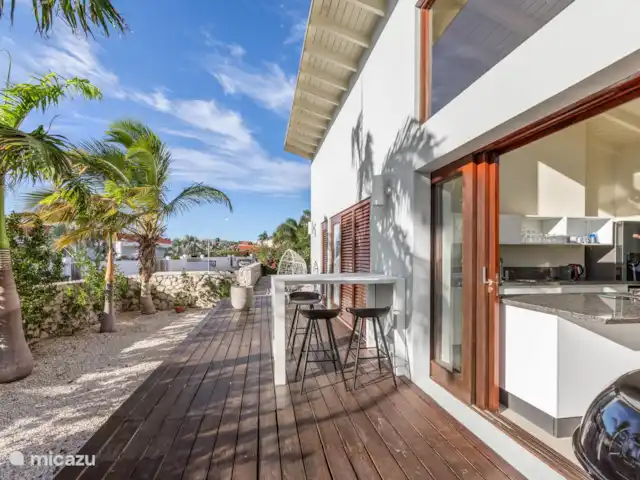 Villa Kaya Azov | Curaçao, Banda Ariba (est), Vista Royal - villa Terrasse de la piscine, villa avant près de la cuisine.
