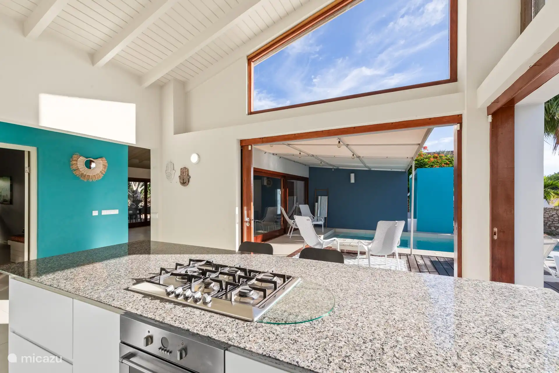 Kitchen, with a view of the pool.