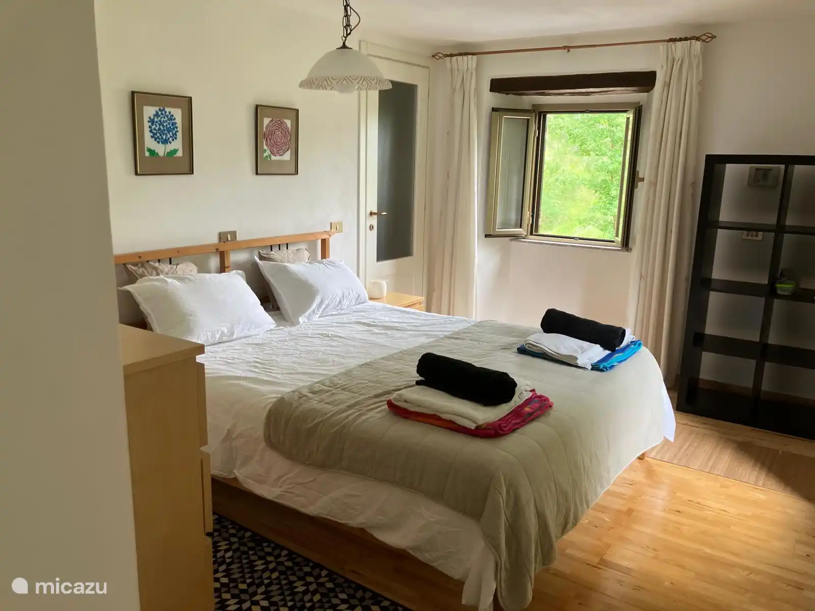 Schlafzimmer 2 im ersten Stock mit eigenem Bad