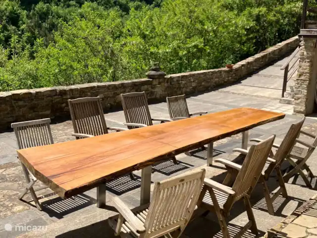 Ca' San Biagio | Italie, Piémont, Monesiglio - villa Toujours de la place à table