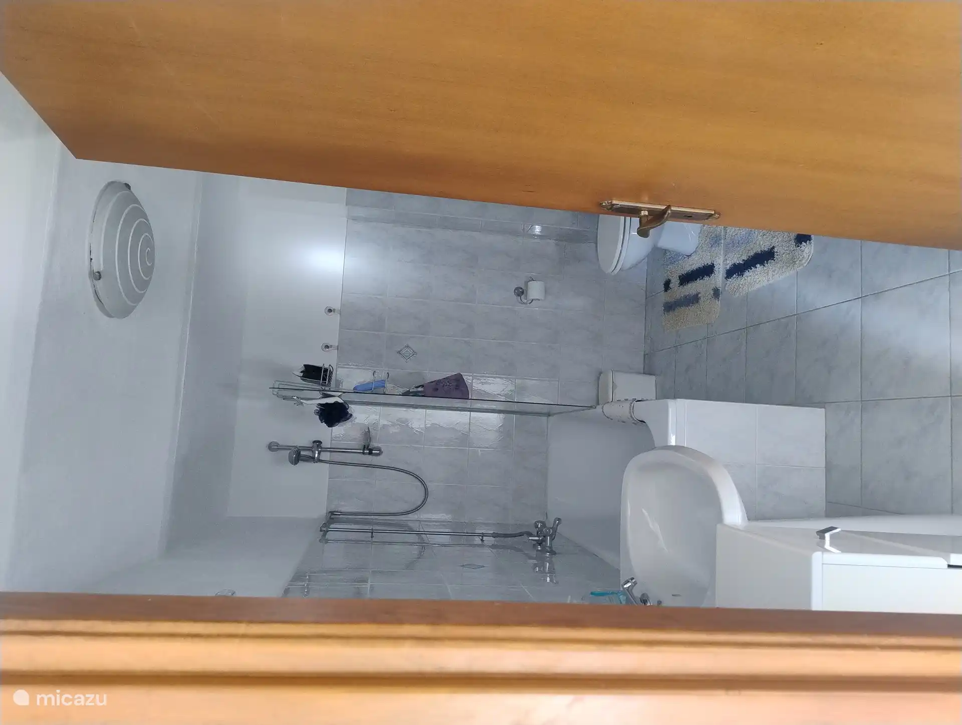 Zusätzliches Badezimmer im Erdgeschoss