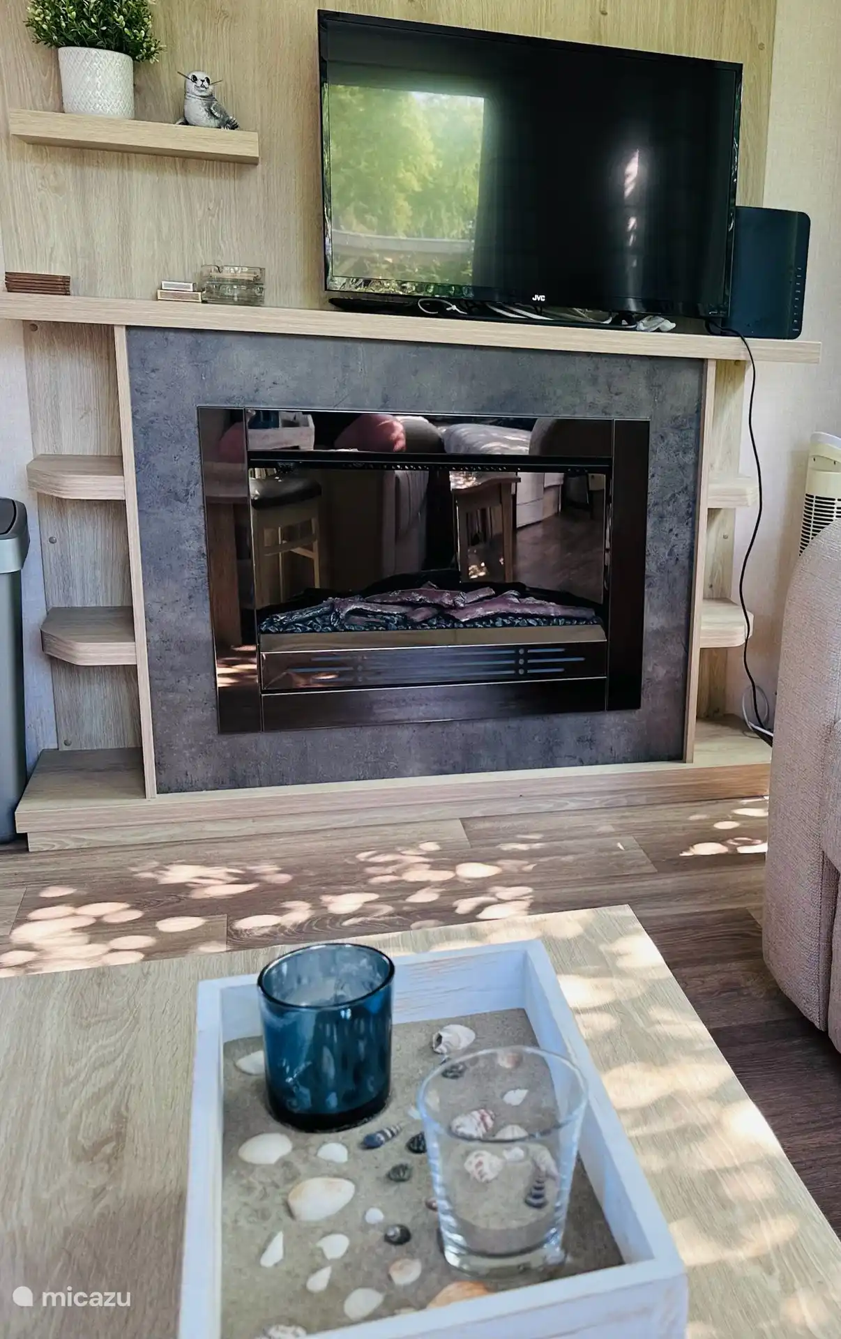 Elektrokamin für kühlere Tage