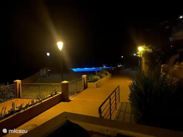 Penthouse Bonita vista La Mar huren in Spanje, Costa Cálida, Aguilas - appartement zwembad bij avond.